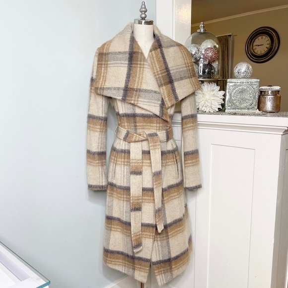 BCBGeneration Wool Belted Plaid Wrap Coat Tan Cream Winter Peacoat Small New - Picture 4 of 16